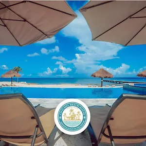 cozumel-beach-house-luxury-villa-paradise-ocean-cozumel.quintano-roohotels.com/